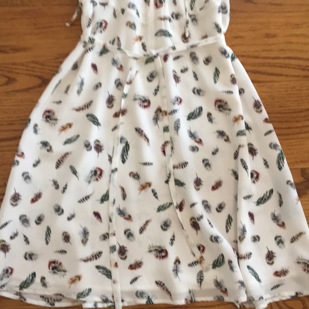 Dress - Picture 7 of 8